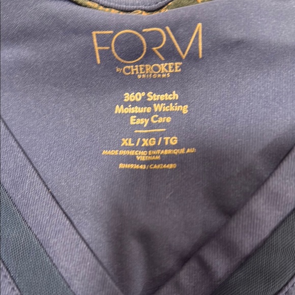 Cherokee Form Navy Blue Scrub Top - Picture 3 of 3